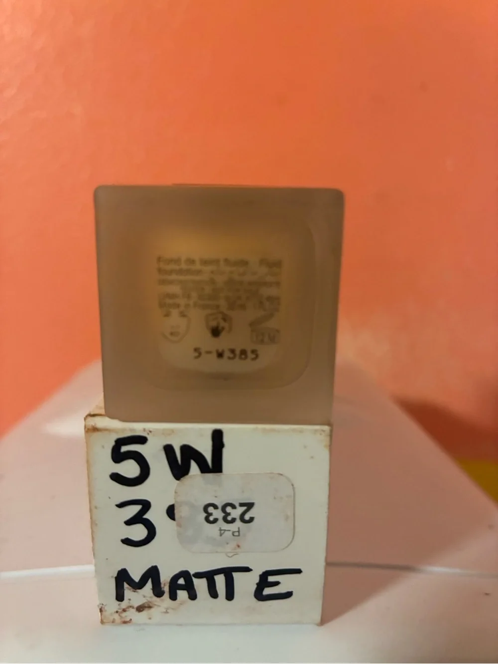 Givenchy Liquid Foundation - Beige with Black Cap
